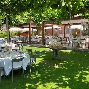 https://hotel-maloia.it-lombardy.com